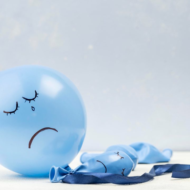 sad-balloon-with-copy-space-blue-monday